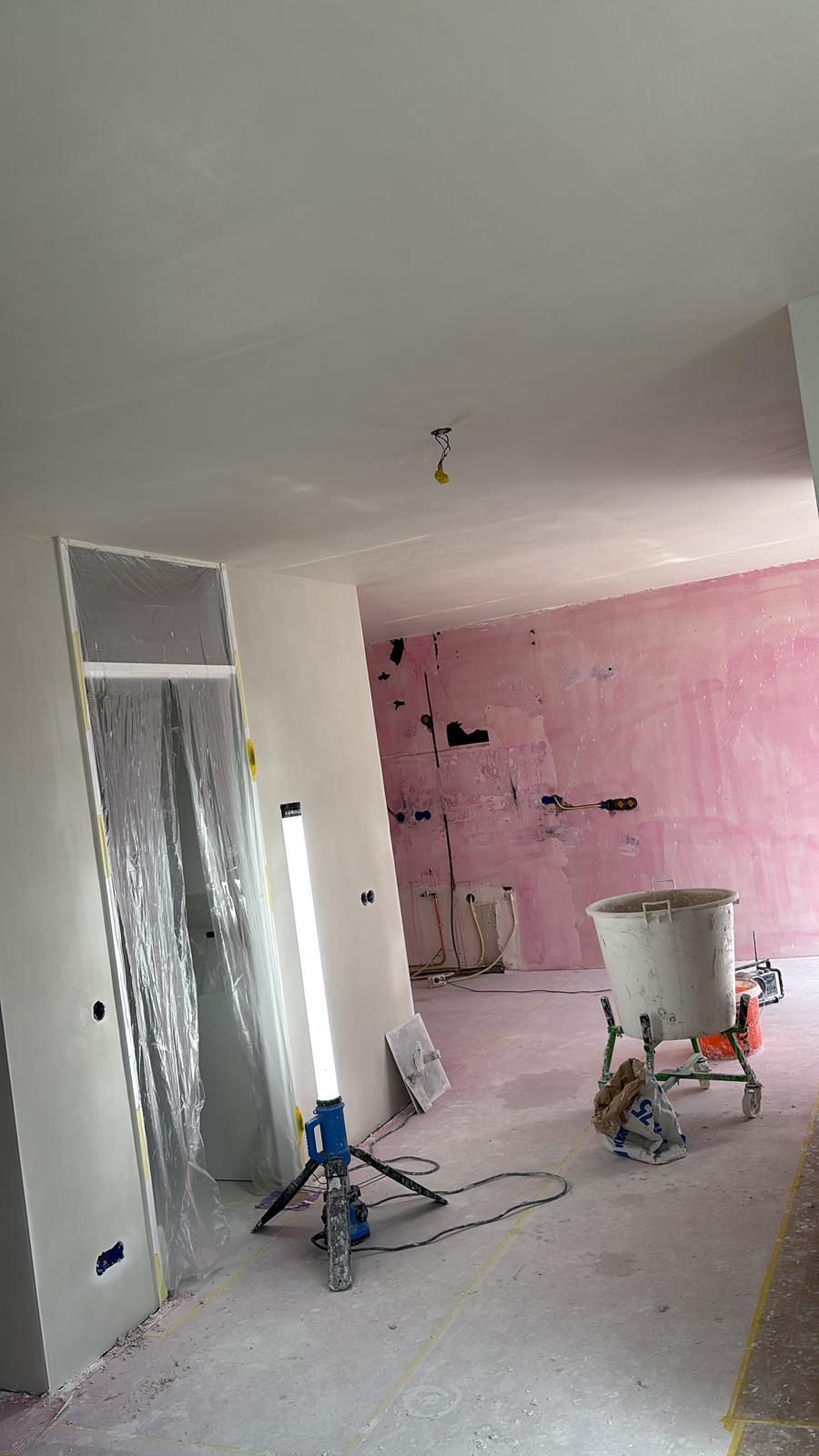 Woonkamer voorgestreken – Lukkien Afbouw