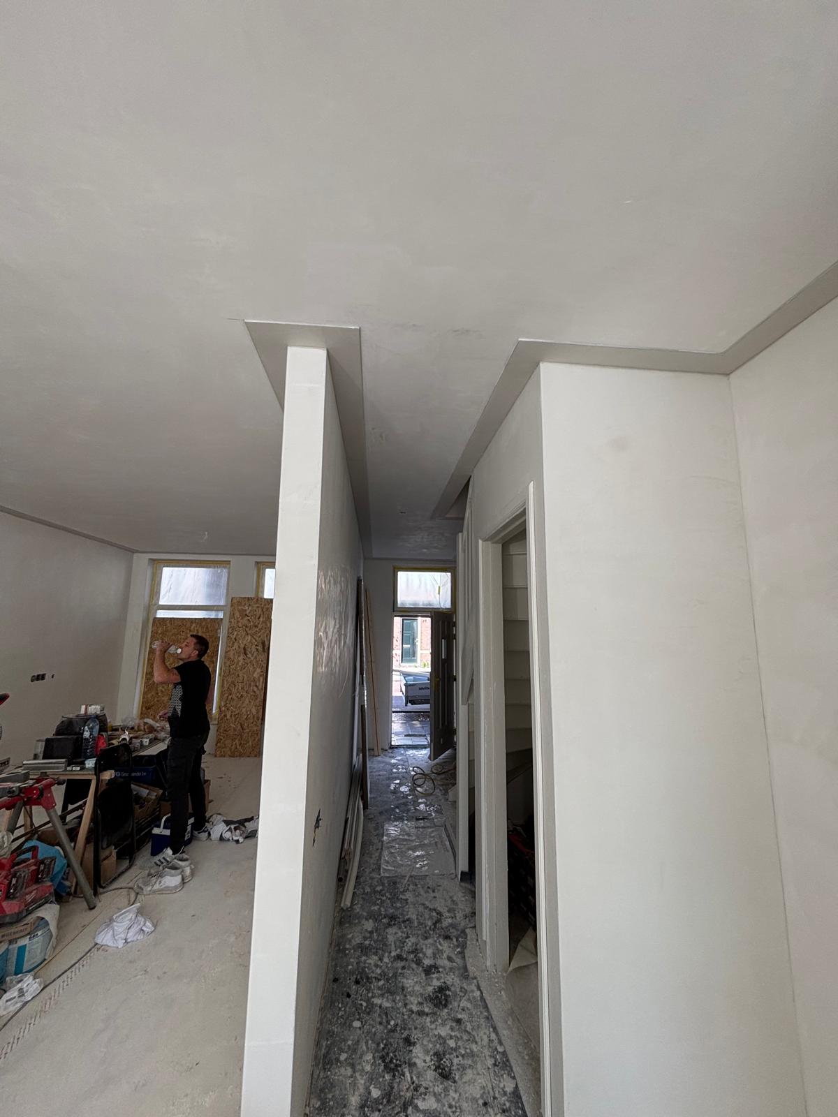 Gang en woonkamer in uitvoering – Lukkien Afbouw